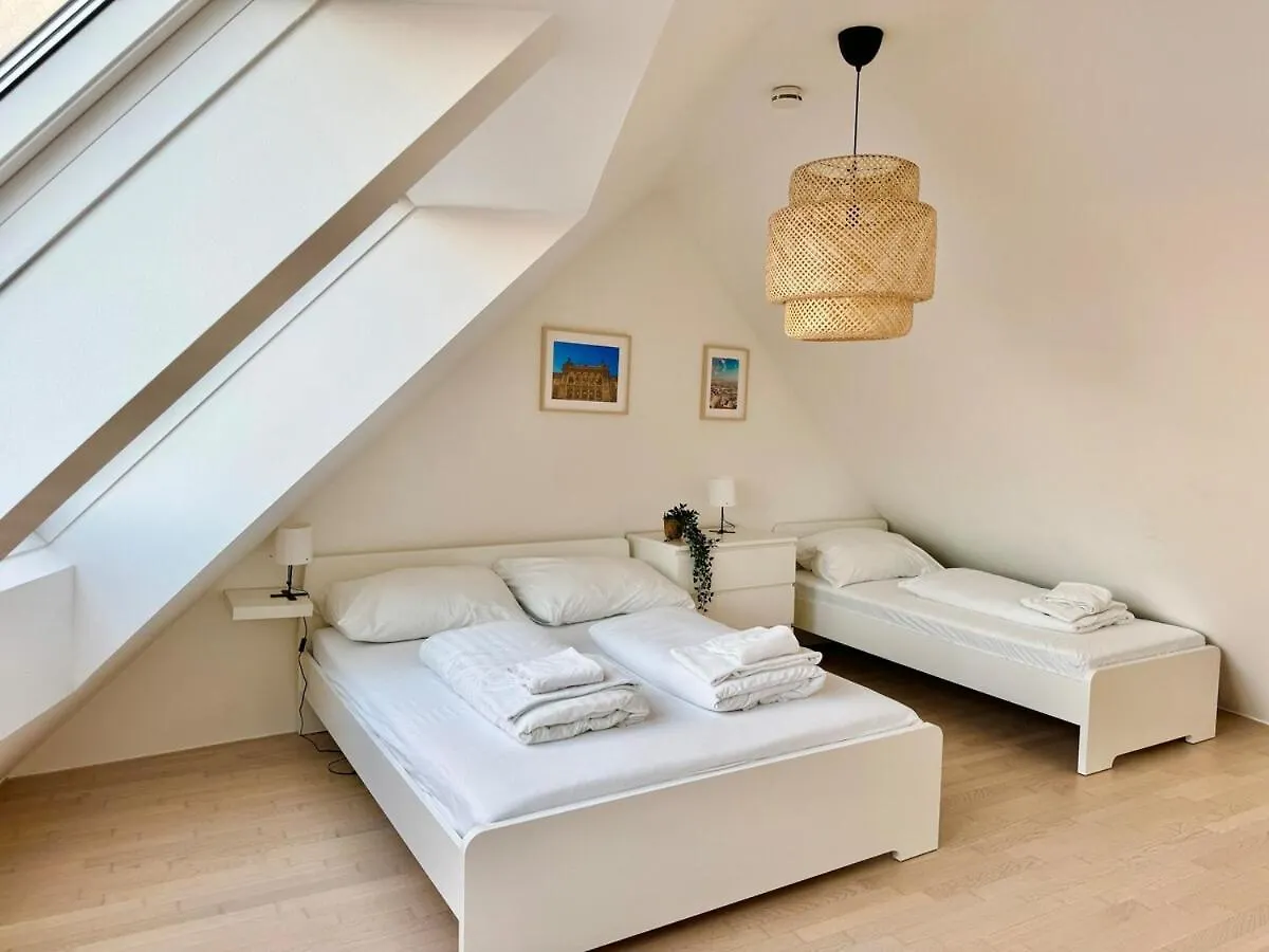 Modern Maisonette With Garden & Free Parking Vienne Appartement