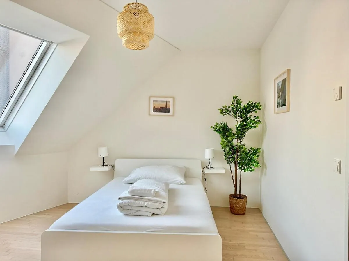 Modern Maisonette With Garden & Free Parking Vienne Appartement