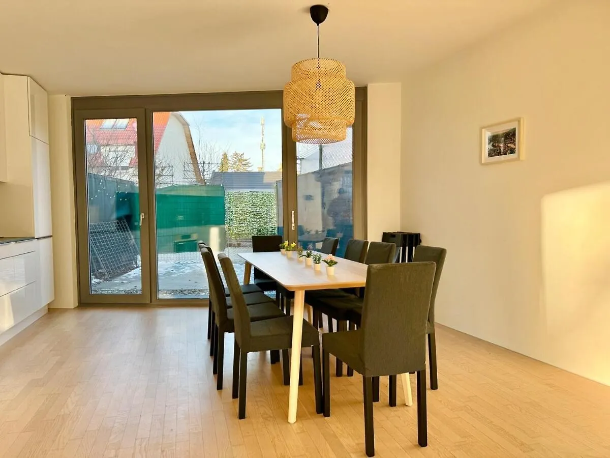 Appartement Modern Maisonette With Garden & Free Parking Vienne