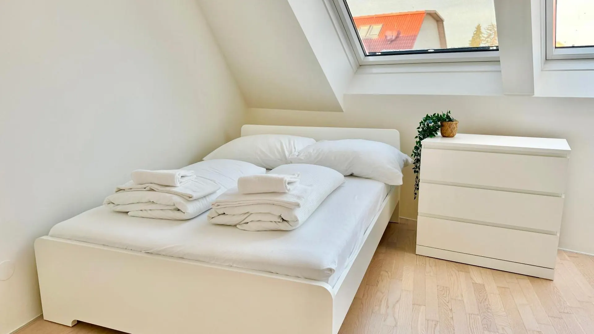 Modern Maisonette With Garden & Free Parking Vídeň Apartmán